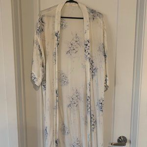 White flowy cardigan